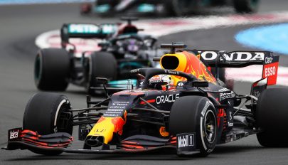 Forma-1: Verstappen nyert Franciaországban és növelte előnyét az összetettben