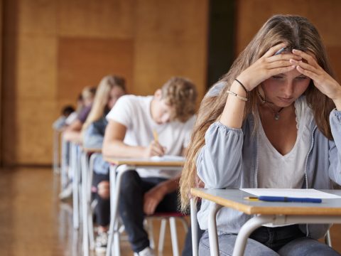 FRISSÍTVE: Szerdán a választott tantárgyból írásbeliznek az érettségizők