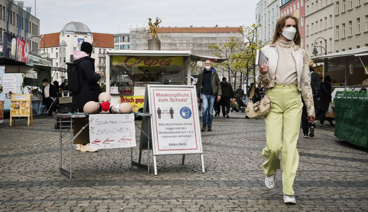 A németek több mint 40 százaléka a világjárvány után is viselne maszkot