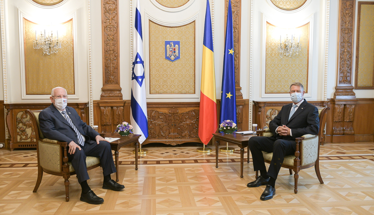 A Cotroceni-palotában fogadta Iohannis az izraeli elnököt