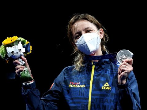 Klaus Iohannis államfő szerdán kitünteti az olimpiai érmes román sportolókat