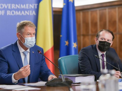 Klaus Iohannis államfő kiállt Florin Cîțu miniszterelnök mellett