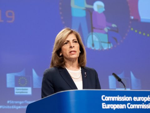 Majomhimlő: az EU 110 ezer adag oltóanyagot vásárol