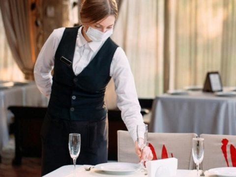 Adómentes minimálbér a HoReCa-ágazatban?