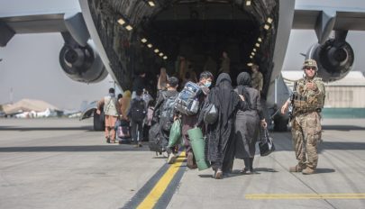 Lezárták az afgánok elől a kabuli repteret a tálibok