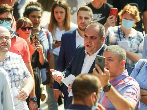 Botrányba fulladt a PNL helyi szervezetének elnökválasztása Temesváron