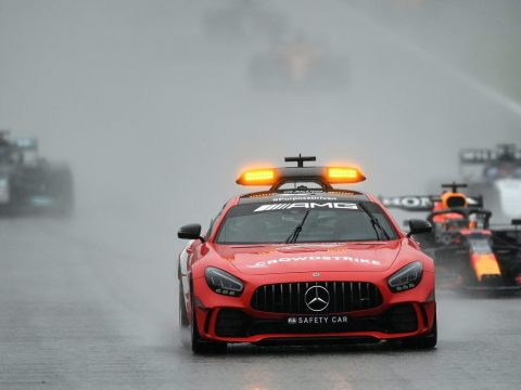 Forma-1: Verstappen nyerte az el sem indított belga futamot