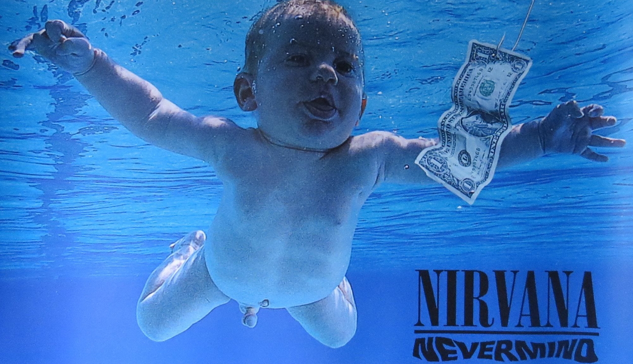Gyerekpornográfia miatt perel a Nirvana albumának borítóján szereplő férfi