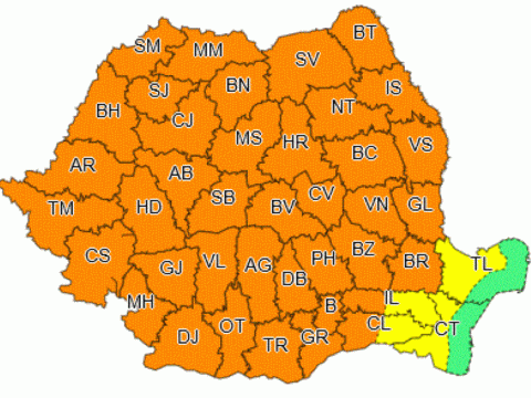 Másodfokú viharriasztás péntek reggelig az ország legnagyobb részében