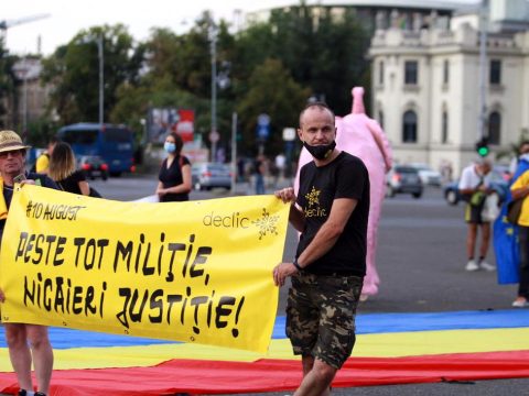 A felelősök elszámoltatásáért demonstráltak Bukarestben a diaszpóra-tüntetés évfordulóján