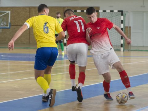 Újratervezés a futsalosoknál