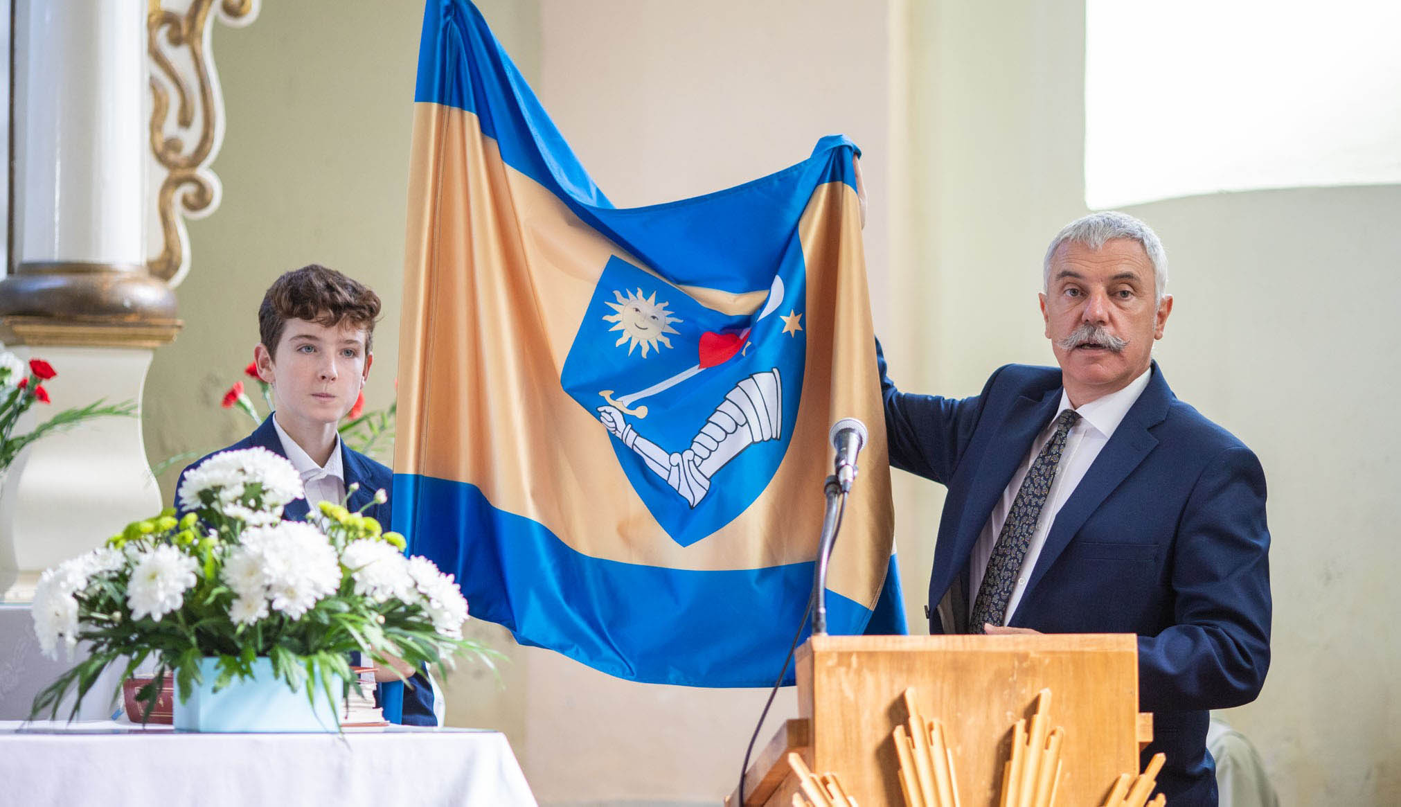 Érvénytelenítette a bíróság a Kovászna megye zászlaját elfogadó kormányhatározatot