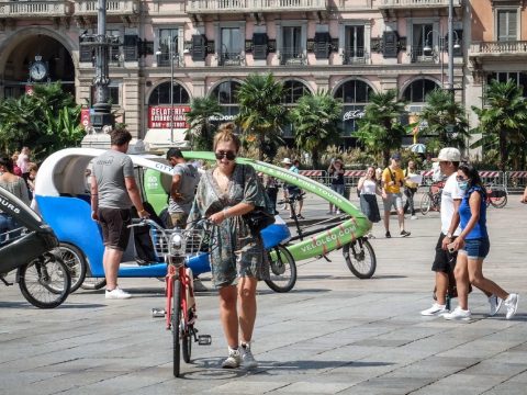 Az olasz kormányfő a vakcinázás kötelezővé tételét kezdeményezte