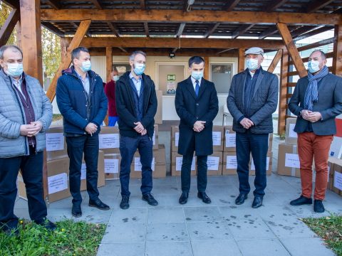 Megérkezett Háromszékre a magyar kormány segélyszállítmánya