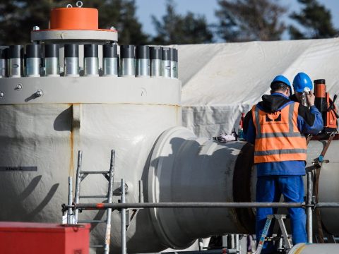Üzemkész az új orosz-német gázvezeték