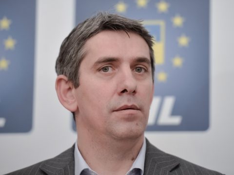 Ionel Dancă is kilépett a PNL képviselőházi frakciójából