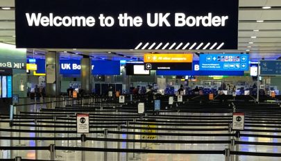 Már nem léphetnek be személyi igazolvánnyal Nagy-Britanniába a külföldön élő EU-polgárok