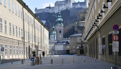 Ausztriában februártól kötelezővé teszik az oltást a 18 éven felettiek számára