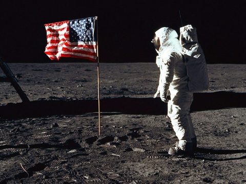 Elhalasztotta a Holdra szállás időpontját a NASA