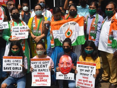 Több száz férfi erőszakolhatott meg egy 16 éves indiai lányt