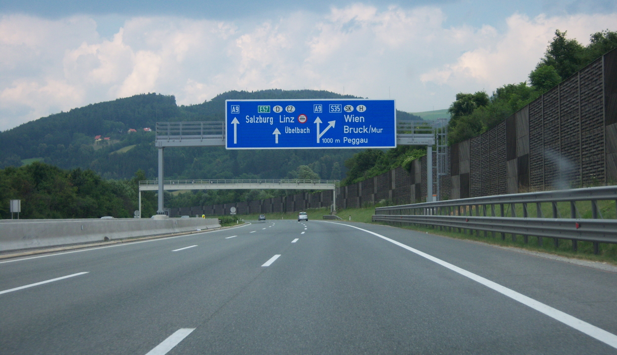 Nem építenek több autópályát Ausztriában