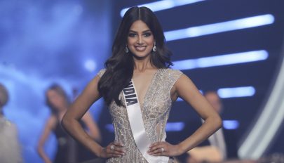 A Miss Universe-döntőben macskanyávogást utánzó Harnaaz Sandhu lett a világ legszebb nője