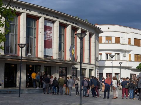 Ismeretlen tettesek pénzt loptak el a Kolozsvári Állami Magyar Színházból