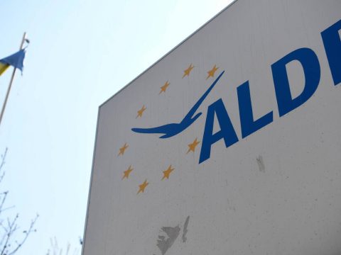A PNL elkezdi a fúziós tárgyalásokat az ALDE-val