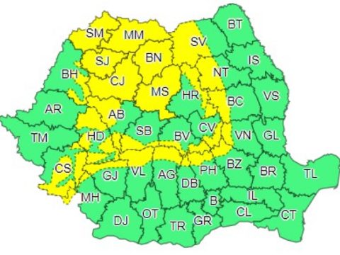 Hóviharokra és viharos szélre figyelmeztetnek a meteorológusok