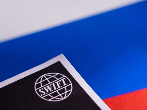 A nyugati országok kizárnak egyes orosz bankokat a SWIFT-rendszerből