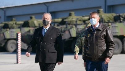 Iohannis felkérte a NATO-tagállamokat, hogy saját haderőkkel csatlakozzanak a multinacionális struktúrákhoz