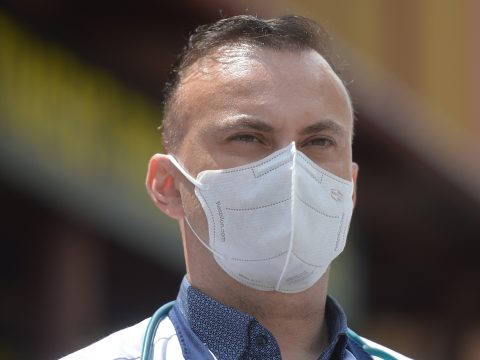 Matei Balş Intézet orvos igazgatója: a 2022-es esztendő a koronavírussal való együttélés éve