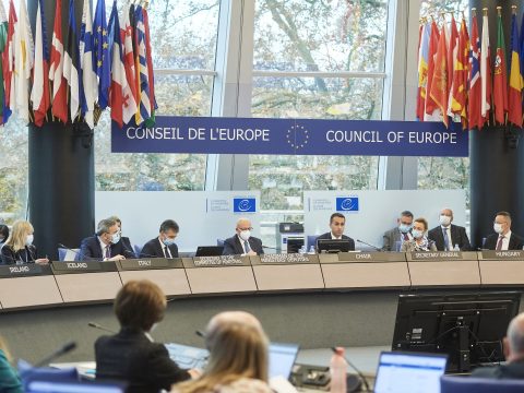 FRISSÍTVE: Az Európa Tanács kizárta tagjai közül Oroszországot