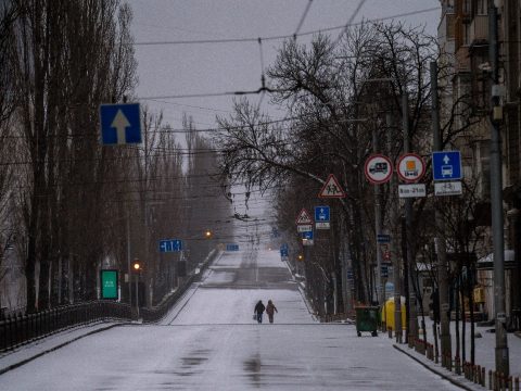 Újabb kijárási tilalom lép életbe Kijevben