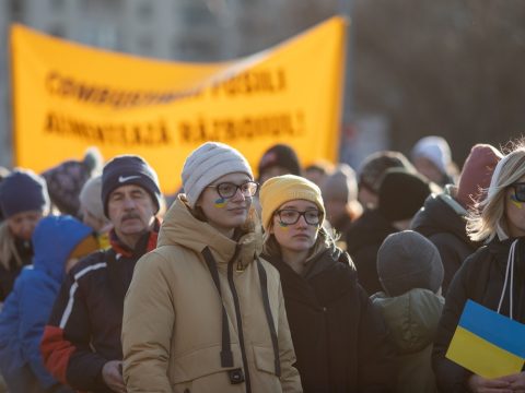Több százan tüntettek Bukarestben az ukrajnai háború ellen