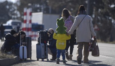 Ingyenes segélyvonalak indultak az ukrajnai menekültek számára