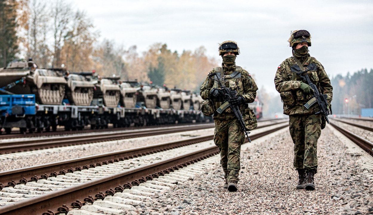 Felgyorsult a francia NATO-katonák Romániába telepítése