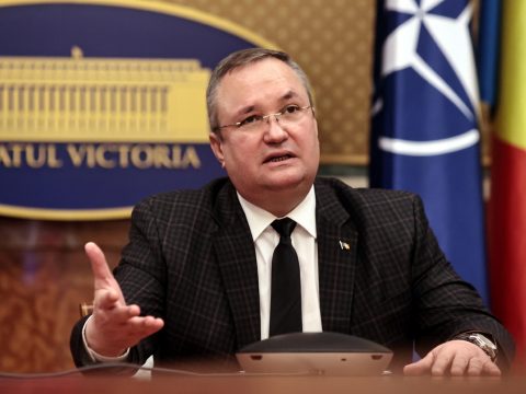 Ciucă: a kormány elemzi Kijev kérését, hogy Románia fegyvereket szállítson Ukrajnának