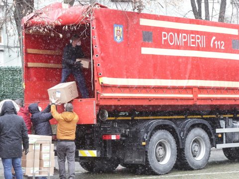 Románia élelmiszert és üzemanyagot küld Ukrajnának és a Moldovának az állami tartalékokból