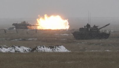 Harckocsikkal való gyakorlatozás közben életét vesztette egy katona a smârdani lőtéren