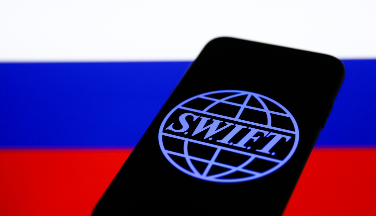 Az EU orosz bankokat zárt ki a SWIFT-rendszerből
