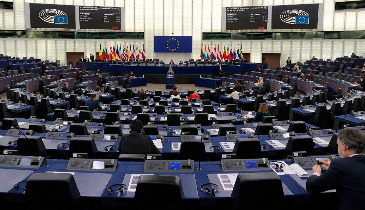 Az EP egységes európai választássá alakítaná az uniós parlamenti választásokat