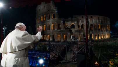 Ferenc pápa két év után ismét a Colosseumnál vezette a keresztutat