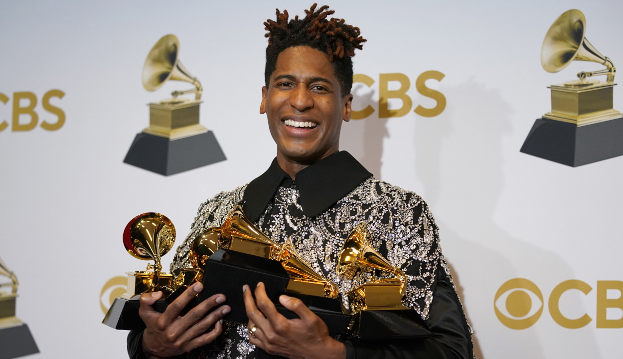 Grammy-díj: Jon Batiste-é lett az év albuma