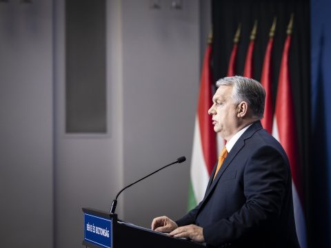 Orbán: azonnali tűzszünetet javasoltam Putyin elnöknek