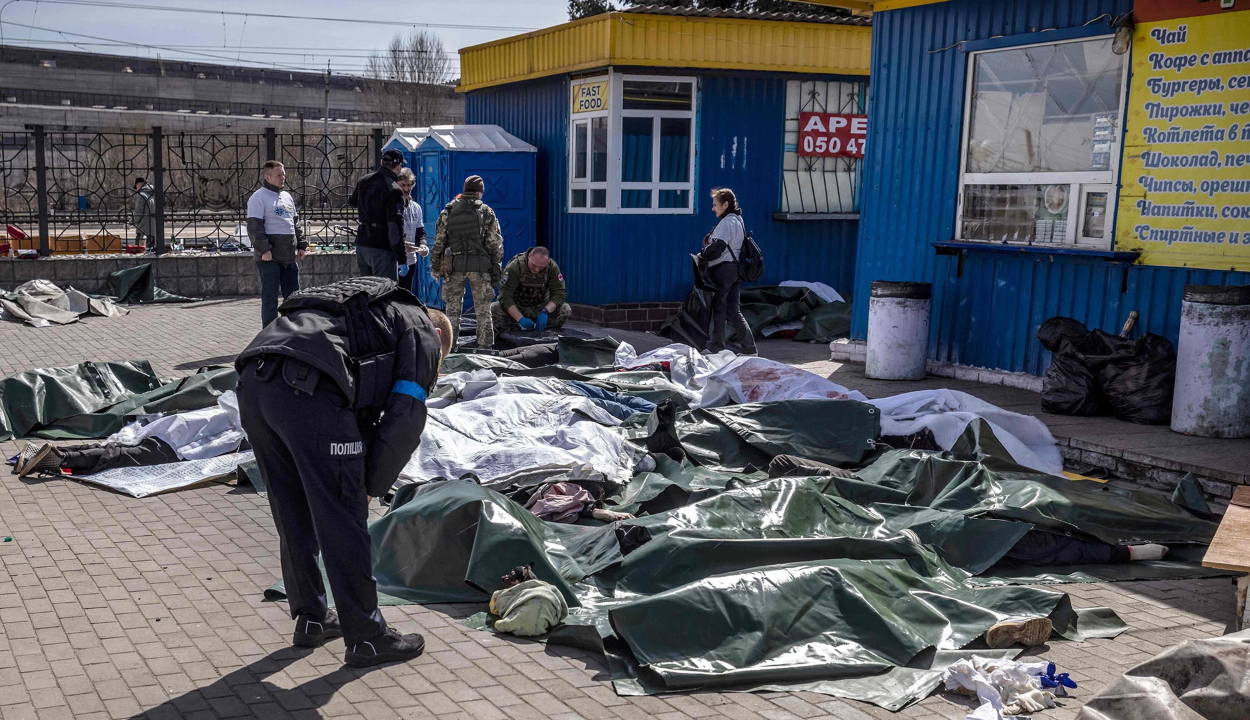 Rakéták csapódtak be egy kelet-ukrajnai vasútállomásnál, legalább harmincan meghaltak