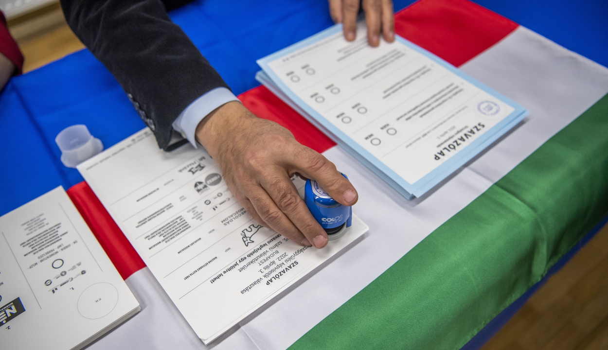 Megkezdődött az országgyűlési választás Magyarországon