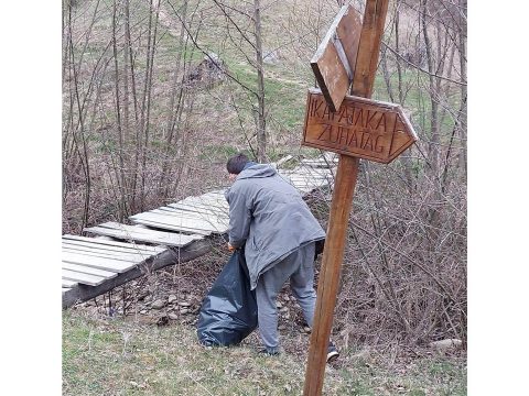 Fiatalok követendő példája