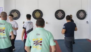 A KSE-napok érdekes színfoltja volt a darts-verseny