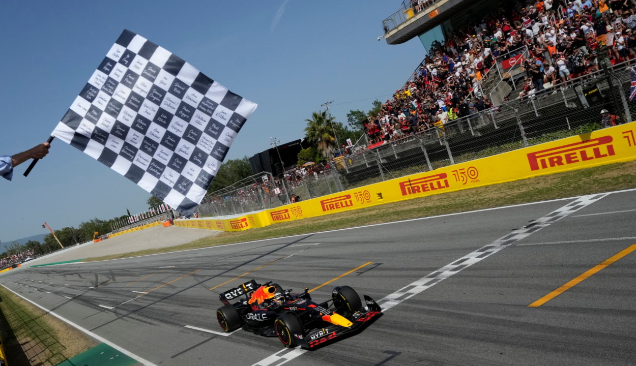 Forma-1: Verstappen győzött és élre állt az összetettben